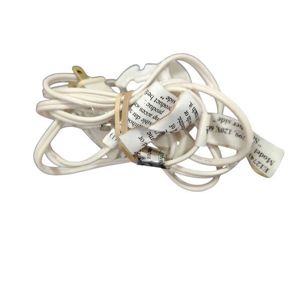 VTG Snowflake Falls Lighted General Store Holiday Village Set Christmas 2002 - Picture 4 of 9